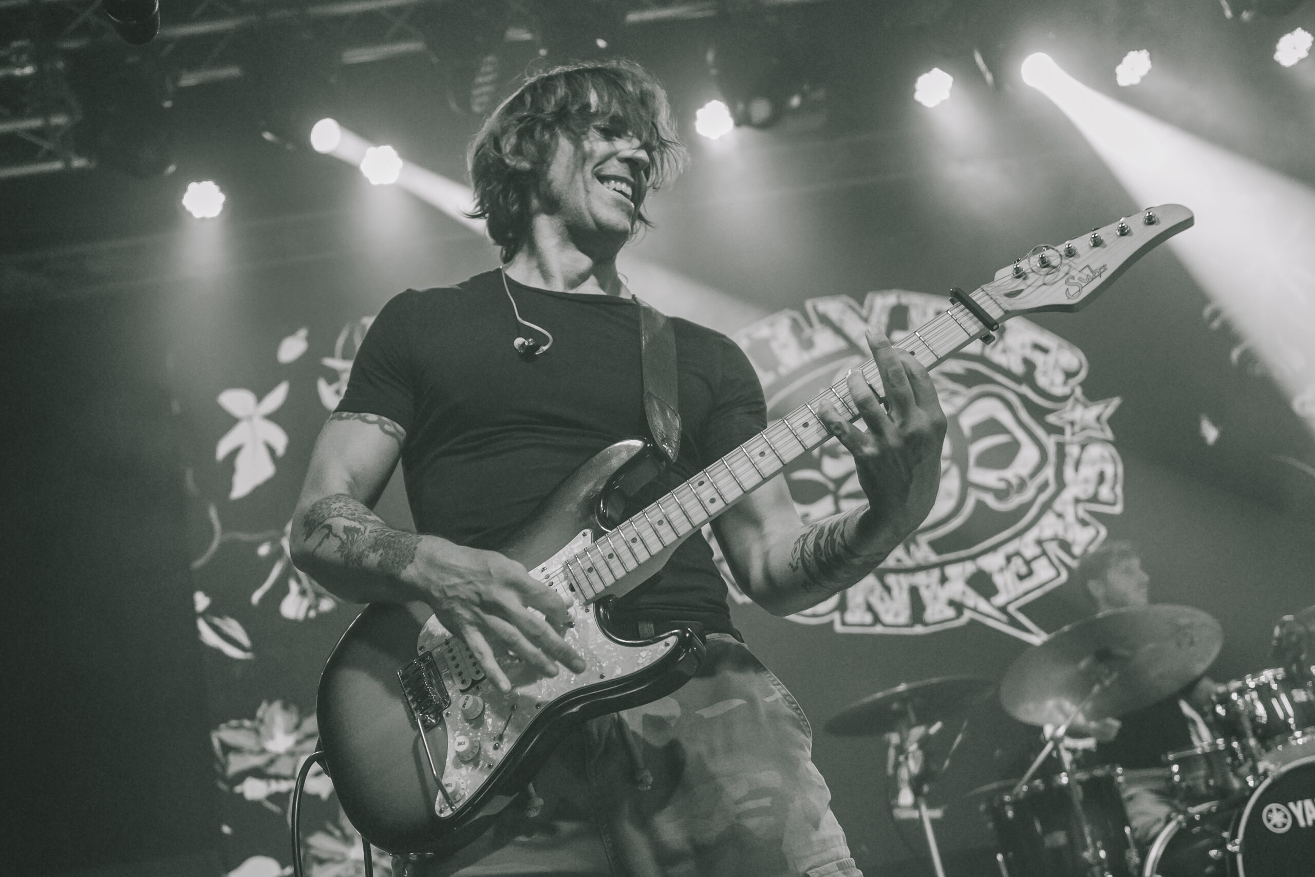 David Ches, guitarrista de Silver Monkeys, en directo